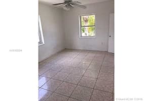 252 NW 85th Street Rd, Miami, FL 33150, Sold 01/13/17