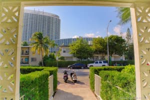1523 West Ave, Miami Beach, FL 33139, Sold 03/27/17