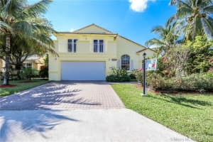 16142 SW 83rd St, Miami, FL 33193, Sold 06/02/17