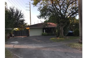 480 To to Lo Chee Dr, Hialeah, FL 33010, Sold 03/03/17