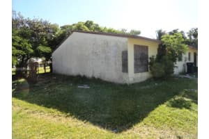 28085 SW 143rd Ct, Homestead, FL 33033, Sold 01/13/17