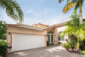8133 Madison Lakes Cir S, Davie, FL 33328, Sold 01/26/17