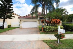 2131 NW 98th Way, Pembroke Pines, FL 33024, Sold 02/27/17