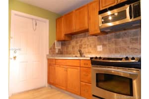 850 E Commercial Blvd #250f, Oakland Park, FL 33334, Sold 04/27/17