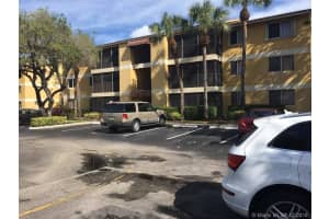 3001 N Oakland Forest Dr, Oakland Park, FL 33309, Sold 07/20/17