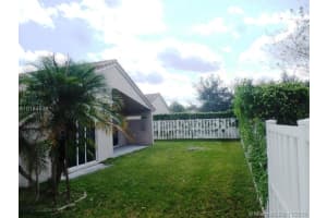 738 SW 118th Ave, Pembroke Pines, FL 33025, Sold 02/14/17