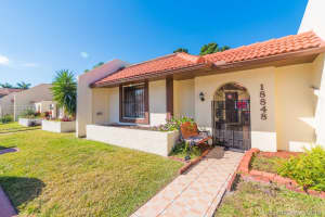 18848 NW 65th Ct, Hialeah, FL 33015, Sold 02/07/17