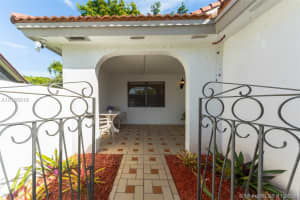 1959 Sacramento, Weston, FL 33326, Sold 02/28/17