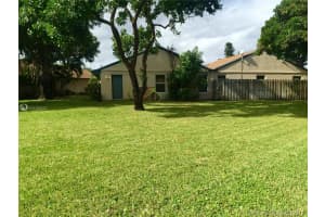 8602 Bridle Path Ct, Davie, FL 33328, Sold 03/08/17