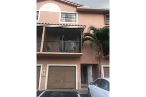 9902 Hammocks Blvd, Miami, FL 33196, Sold 02/23/17