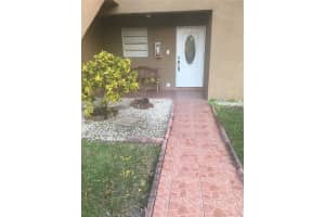 2656 W 60th St, Hialeah, FL 33016, Sold 03/15/17