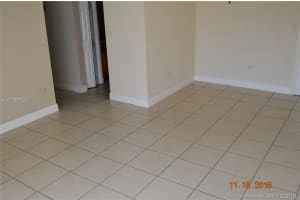7220 SW 94th Pl APT G6, Miami, FL 33173, Sold 01/12/17