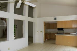 10173 NW 4th St, Plantation, FL 33324, Sold 05/01/17