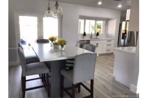 11255 NW 38th St, Coral Springs, FL 33065, Sold 04/10/17