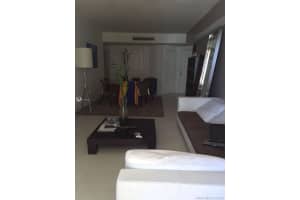 170 SE 14th St, Miami, FL 33131, Sold 03/31/17