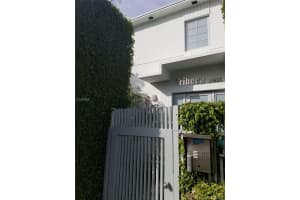 1057 15th St, Miami Beach, FL 33139, Sold 06/27/17