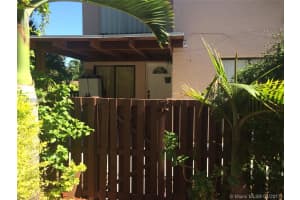810 NW 105th Pl B3, Miami, FL 33172, Sold 05/15/17