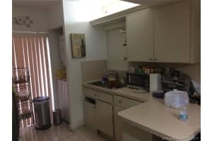 810 NW 105th Pl B3, Miami, FL 33172, Sold 05/15/17