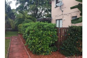 810 NW 105th Pl B3, Miami, FL 33172, Sold 05/15/17