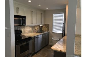 760 Euclid Ave, Miami Beach, FL 33139, Sold 02/21/17