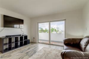 1200 14th St #4e, Miami Beach, FL 33139, Sold 08/30/18