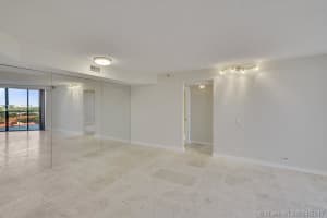 3610 Yacht Club Dr, Miami, FL 33180, Sold 05/16/17
