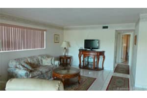 250 Layne Blvd, Hallandale Beach, FL 33009, Sold 01/13/17