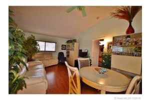7890 W 29th Way, Hialeah, FL 33018, Sold 01/23/17