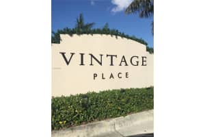 10305 NW 70th Ln, Doral, FL 33178, Sold 11/20/17