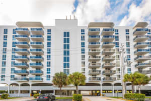 7928 West Dr, North Bay Village, FL 33141, Sold 03/28/17