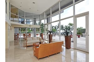 6767 Collins Ave, Miami, FL 33141, Sold 09/25/17