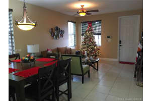 14944 SW 40th St, Miami, FL 33185, Sold 02/03/17