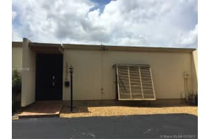 15424 Sharpecroft Dr, Miami Lakes, FL 33014, Sold 02/22/17