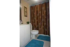 2735 W 52nd St, Hialeah, FL 33016, Sold 03/09/17