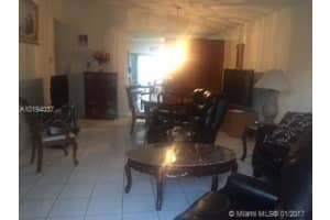 9056 NW 120th St, Hialeah Gardens, FL 33018, Sold 03/03/17