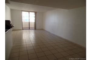 1621 Collins Ave, Miami Beach, FL 33139, Sold 05/15/17