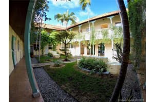 736 13th St, Miami Beach, FL 33139, Sold 04/25/17