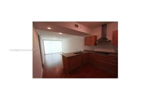 218 SE 14th St, Miami, FL 33131, Sold 02/16/17