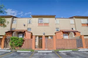 9937 NW 9th St Cir, Miami, FL 33172, Sold 04/28/17