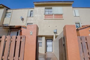 9937 NW 9th St Cir, Miami, FL 33172, Sold 04/28/17