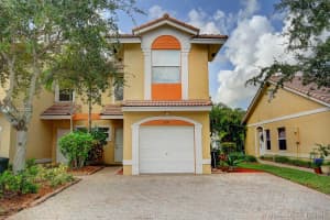 5541 NW 90th Terrace, Sunrise, FL 33351, Sold 01/27/17