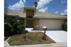 11721 SW 9th Ct, Pembroke Pines, FL 33025, Sold 07/14/17