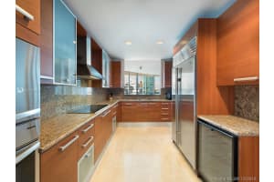 5959 Collins Ave, Miami, FL 33140, Sold 10/05/17