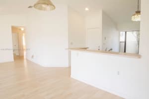2810 San Remo Cir, Homestead, FL 33035, Sold 04/19/17