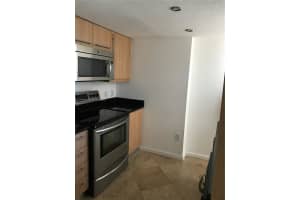 7600 Collins Ave, Miami Beach, FL 33141, Sold 02/21/17