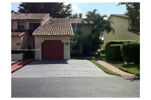 9560 Alcazar Ln, Davie, FL 33324, Sold 02/28/17