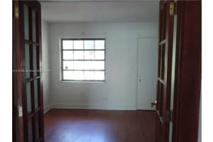 9560 Alcazar Ln, Davie, FL 33324, Sold 02/28/17