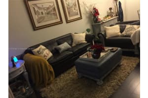 9407 Fontainebleau Blvd, Miami, FL 33172, Sold 04/04/17