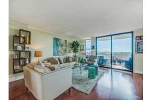 441 Valencia Ave, Coral Gables, FL 33134, Sold 03/01/17