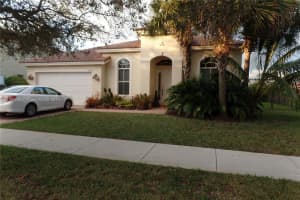 10463 SW 54th St, Cooper City, FL 33328, Sold 02/10/17